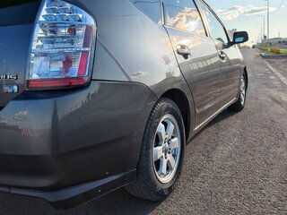 2007 Toyota Prius II Рестайлинг (XW20), серый, 600000 рублей, вид 5