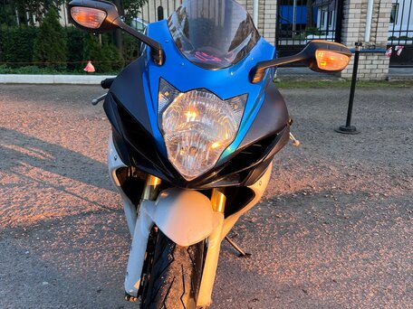 2011 Suzuki GSX-R 750, синий, 700000 рублей, вид 3