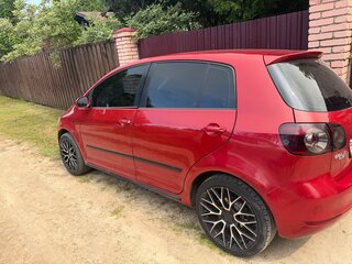 2011 Volkswagen Golf Plus II, красный, 780000 рублей, вид 4