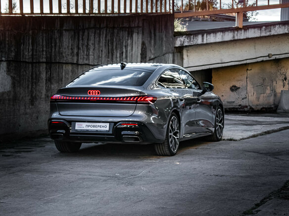 2025 Audi A5 L Sportback III (B10), серый, 5690000 рублей - вид 4