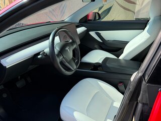 2018 Tesla Model 3 Long Range I, красный, 2400000 рублей, вид 3