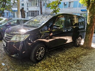 2011 Nissan Serena IV (C26), чёрный, 1300000 рублей, вид 4