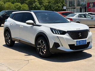2022 Peugeot 2008 II, белый, 1300000 рублей, вид 3