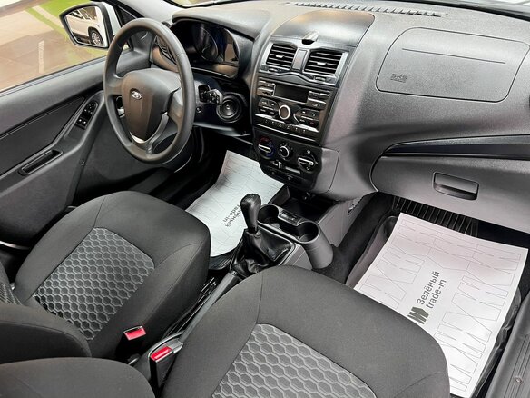 2023 Lada (ВАЗ) Granta I Рестайлинг, белый, 870000 рублей - вид 12