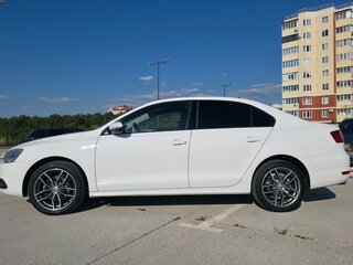 2013 Volkswagen Jetta VI, белый, 1080000 рублей, вид 1