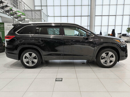 2021 Toyota Highlander III (XU50) Рестайлинг, чёрный, 3900000 рублей, вид 5
