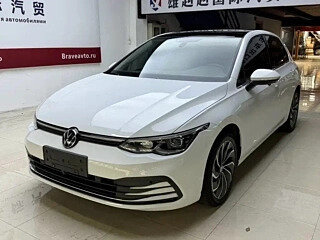 Volkswagen Golf VIII