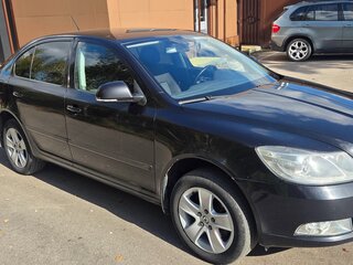 2012 Skoda Octavia II (A5) Рестайлинг, чёрный, 750000 рублей, вид 2