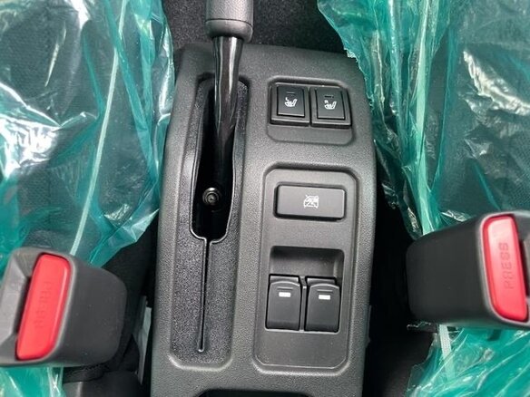 2026 Suzuki Jimny IV, зелёный, 2240000 рублей - вид 12