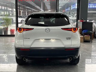 2022 Mazda CX-3 I Рестайлинг, белый, 1890000 рублей, вид 4