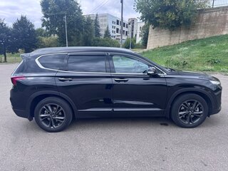 2018 Hyundai Santa Fe IV, чёрный, 3200000 рублей, вид 4