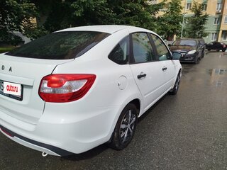 2019 Lada (ВАЗ) Granta I Рестайлинг, белый, 430000 рублей, вид 4