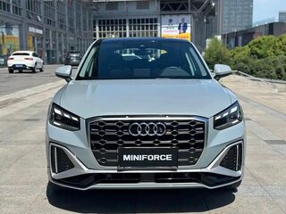2022 Audi Q2 L 35 TFSI I Рестайлинг, серебристый, 1715000 рублей, вид 2