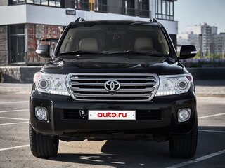 2013 Toyota Land Cruiser 200 Series Рестайлинг 1, чёрный, 5470000 рублей, вид 3