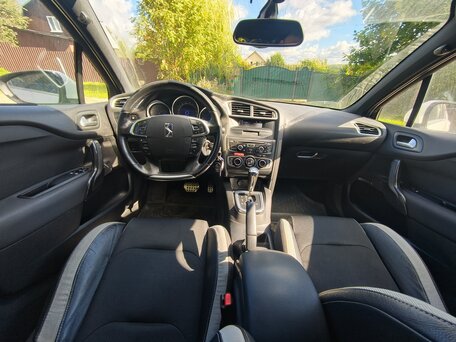 2012 Citroen DS4, белый, 585000 рублей, вид 1