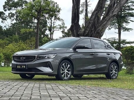 Geely Emgrand II