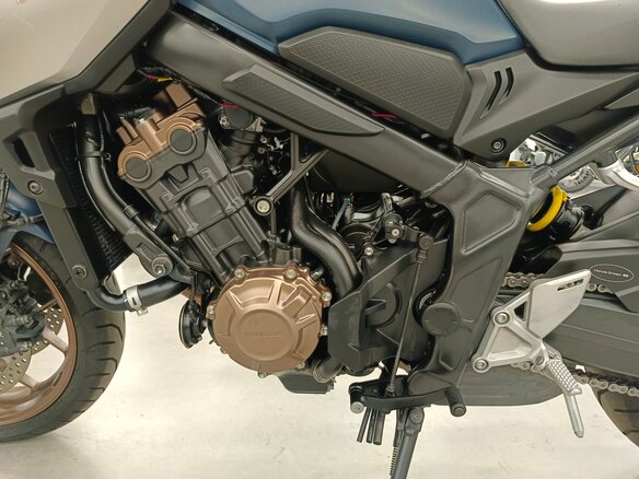 2021 Honda CB 650R, синий, 790000 рублей - вид 16