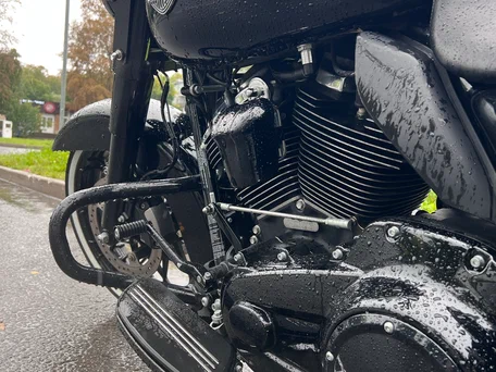 2023 Harley-Davidson Road King Special, чёрный, 1600000 рублей, вид 3