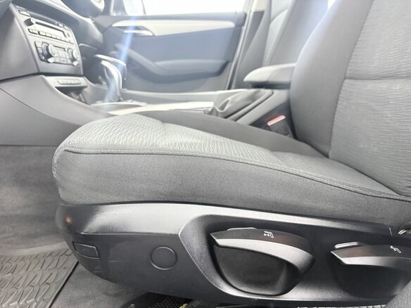 2014 BMW X1 20i I (E84) Рестайлинг, белый - вид 9