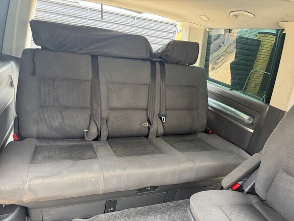 2004 Volkswagen Multivan T5, серебристый, 1210000 рублей - вид 11