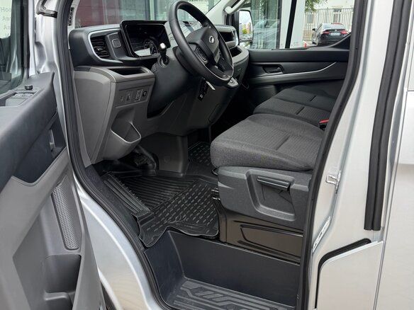 2026 Ford Transit Custom, серебристый, 5445000 рублей - вид 12