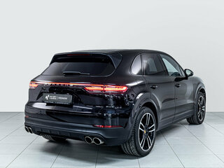 2018 Porsche Cayenne S III, чёрный, 4750000 рублей, вид 4