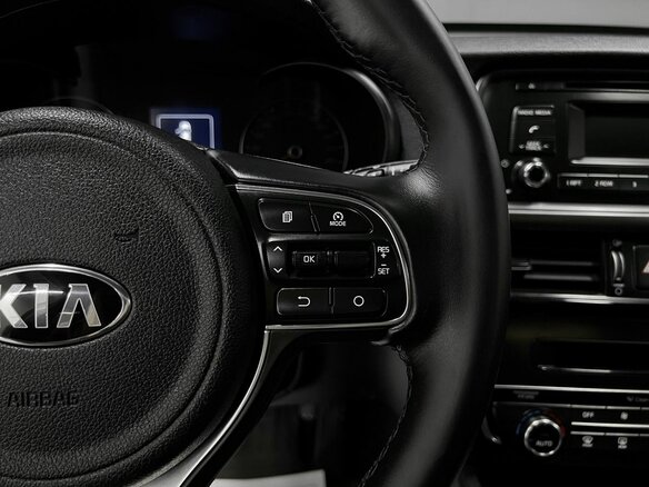 2017 Kia Optima IV, белый, 1740000 рублей - вид 16