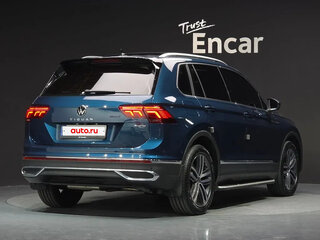 2022 Volkswagen Tiguan II Рестайлинг, синий, 4877700 рублей, вид 2