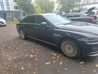2019 Genesis G90 I Рестайлинг, чёрный, 3500000 рублей, вид 4