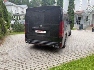 2024 Toyota HiAce H300, чёрный, 10999990 рублей, вид 5