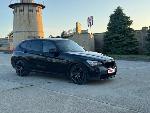 2009 BMW X1 20d I (E84), чёрный, 1090000 рублей - вид 3