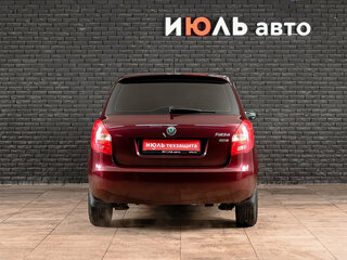2011 Skoda Fabia II Рестайлинг, фиолетовый, 500000 рублей, вид 5