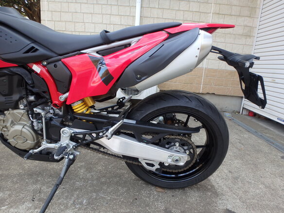 2024 Ducati Hypermotard, красный, 1350000 рублей - вид 11
