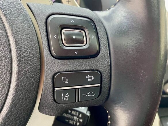 2021 Lexus NX 200 I Рестайлинг, серебристый, 2900000 рублей - вид 19