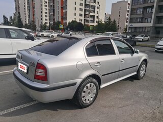 2008 Skoda Octavia I (A4) Рестайлинг, серебристый, 600000 рублей, вид 2
