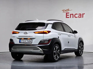 2022 Hyundai Kona I Рестайлинг, белый, 1710000 рублей, вид 3