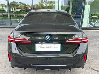 2026 BMW i5 M60 xDrive, чёрный, 8990000 рублей, вид 4