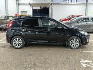 2012 Hyundai Solaris I, чёрный, 770000 рублей, вид 4