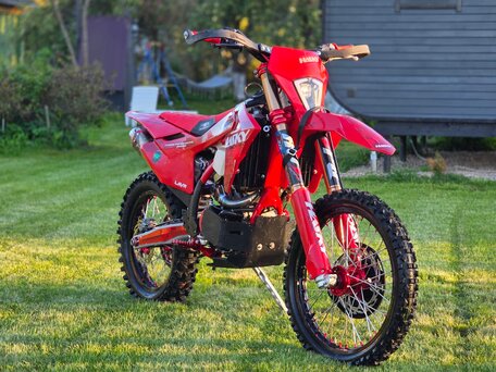 2024 Hasky A10, красный, 250000 рублей, вид 2