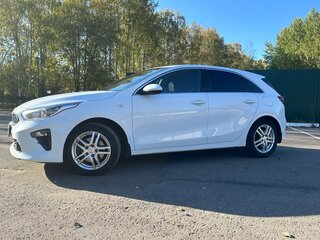 2018 Kia Ceed III, белый, 1500000 рублей, вид 2