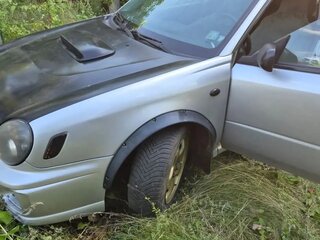 2000 Subaru Impreza II, серебристый, 540000 рублей, вид 2
