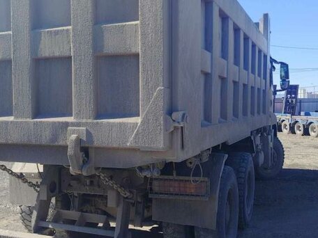 2022 Sinotruk Howo ZZ3327, серый, 5562000 рублей, вид 4
