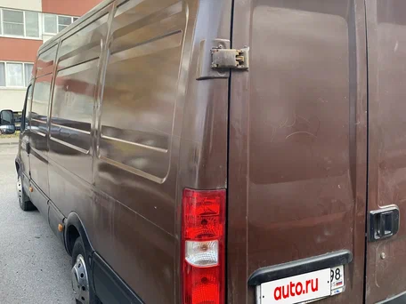 2009 Iveco Daily, коричневый, 1100000 рублей, вид 3