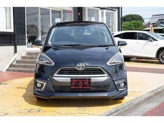 2017 Toyota Sienta II, чёрный, 950000 рублей, вид 2