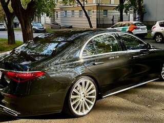2020 Mercedes-Benz S-Класс 350 d Long 4MATIC VII (W223), чёрный, 12900000 рублей, вид 3