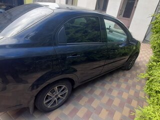 2010 Chevrolet Aveo I Рестайлинг, чёрный, 350000 рублей, вид 3