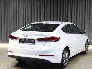 2018 Hyundai Elantra VI (AD), белый, 1199000 рублей, вид 2