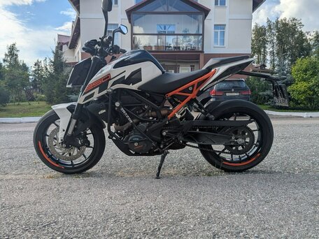 2017 KTM 250 Duke, белый, 330000 рублей, вид 2