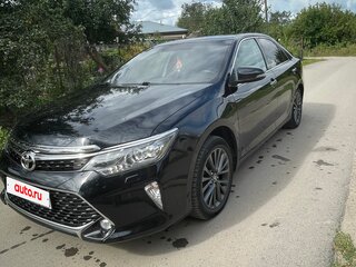 2017 Toyota Camry VII (XV50) Рестайлинг 2, чёрный, 2550000 рублей, вид 1