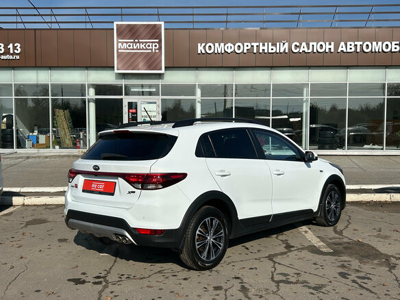 2018 Kia Rio X-Line IV, белый, 1200000 рублей - вид 3